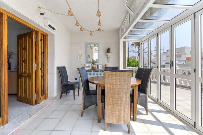 Image No.17-4 Bed Villa for sale