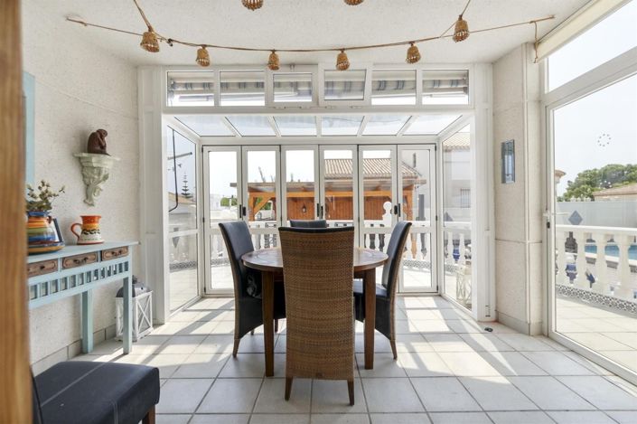 Image No.4-4 Bed Villa for sale