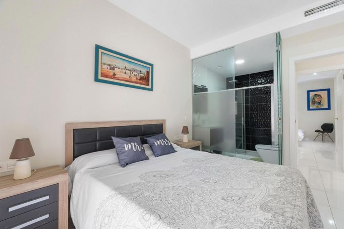 Image No.10-2 Bed Bungalow for sale