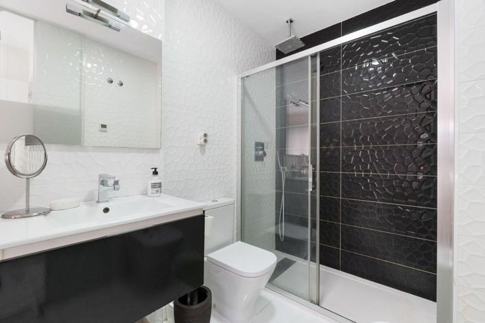 Image No.11-2 Bed Bungalow for sale