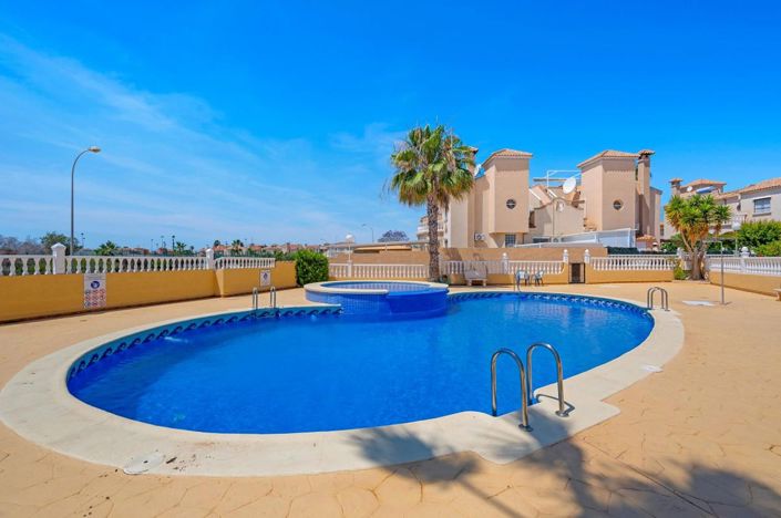 Image No.33-3 Bed House for sale