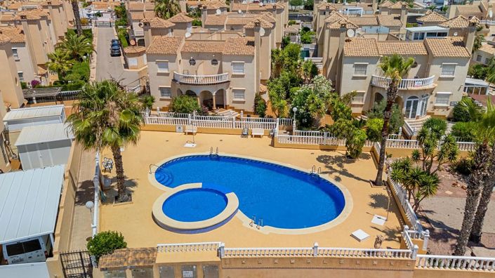 Image No.34-3 Bed House for sale