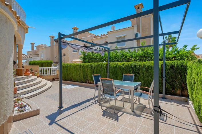 Image No.5-3 Bed House for sale