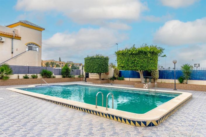 Image No.30-2 Bed Bungalow for sale