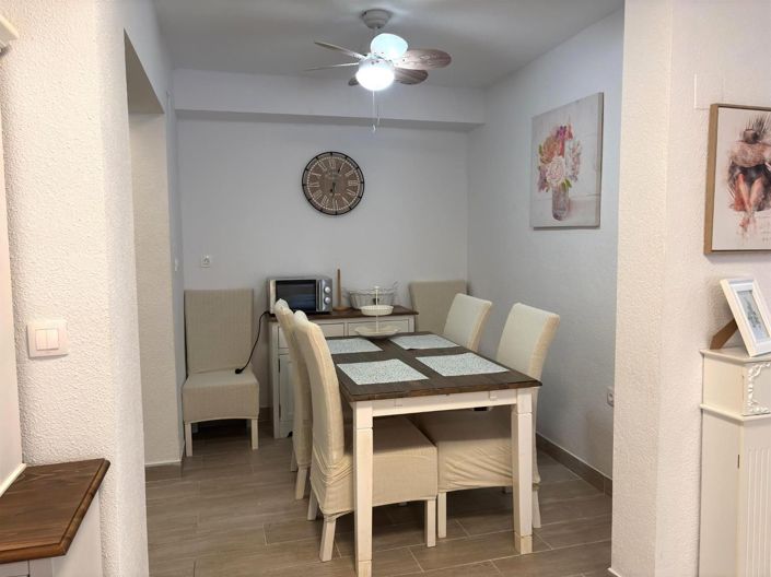 Image No.11-3 Bed House for sale