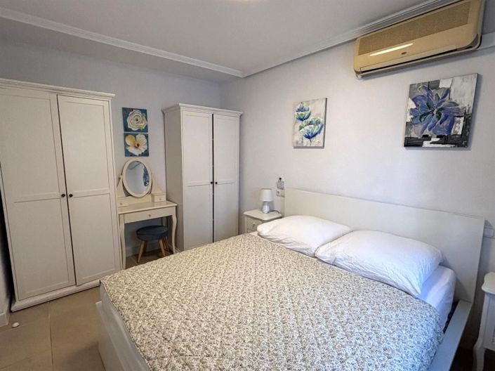 Image No.16-3 Bed House for sale