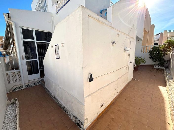 Image No.5-3 Bed House for sale