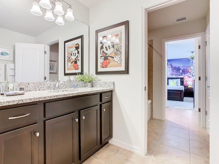 Image No.23-8 Bed House/Villa for sale