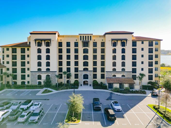 Image No.2-3 Bed Condo for sale