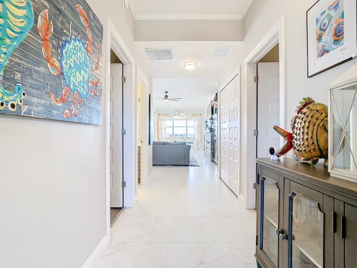 Image No.5-3 Bed Condo for sale