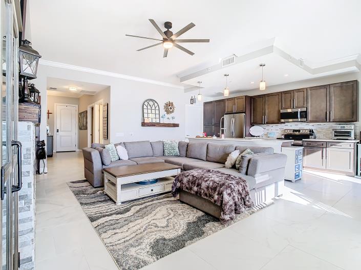 Image No.9-3 Bed Condo for sale