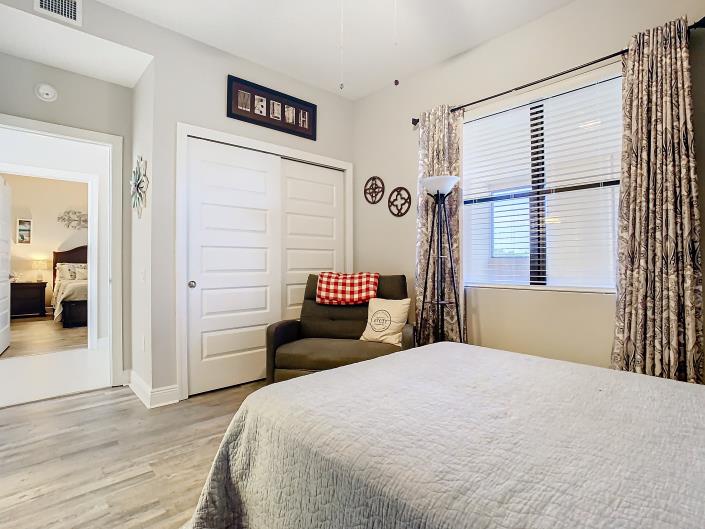 Image No.20-3 Bed Condo for sale