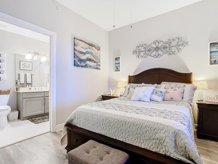 Image No.26-3 Bed Condo for sale