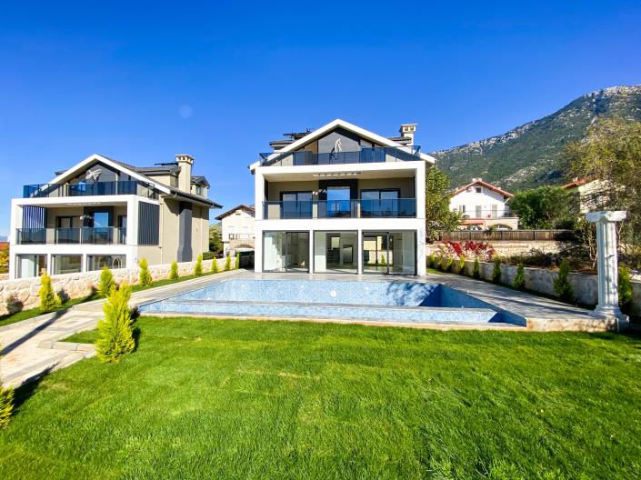 Image No.2-4 Bed House/Villa for sale