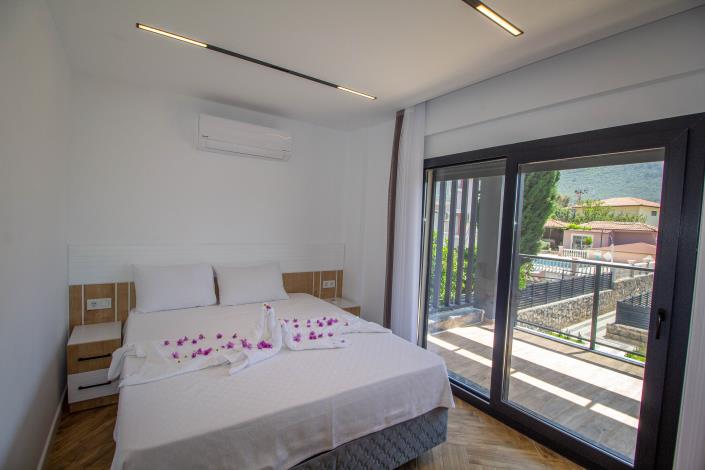 Image No.11-4 Bed House/Villa for sale