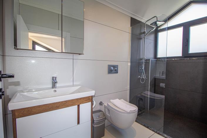 Image No.18-4 Bed House/Villa for sale