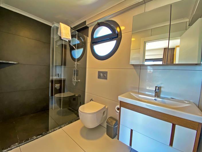 Image No.16-4 Bed Villa / Detached for sale