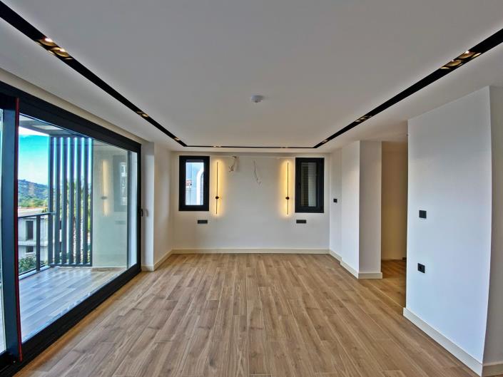 Image No.12-5 Bed Villa for sale