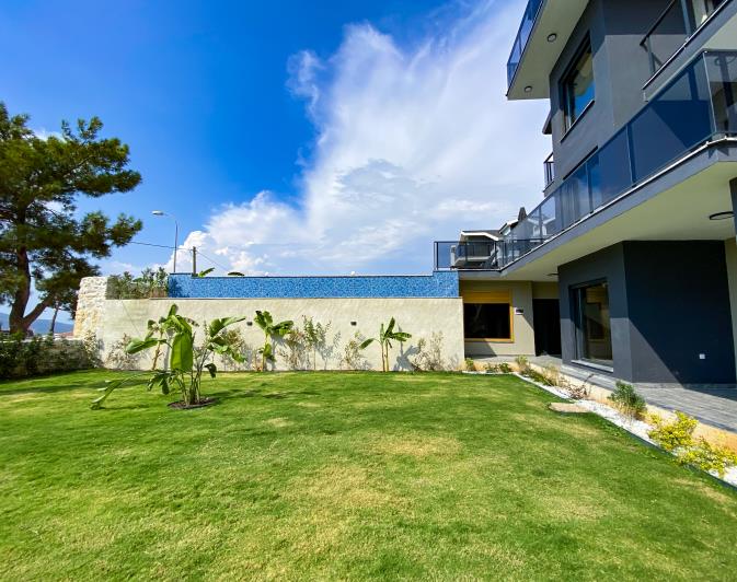 Image No.3-5 Bed Villa for sale