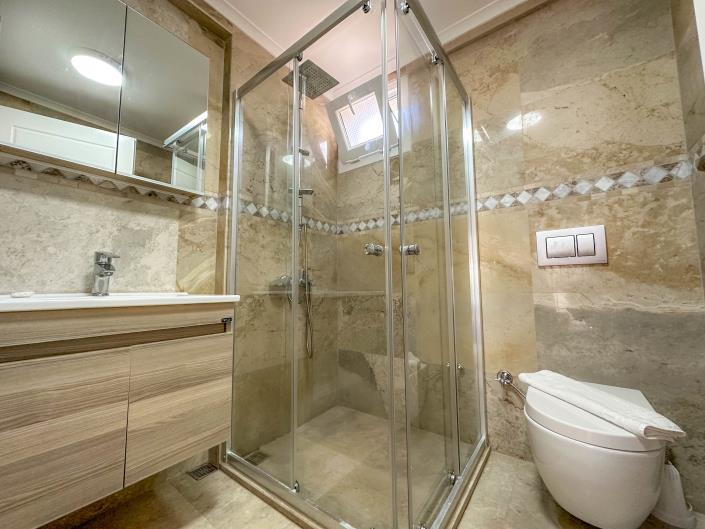 Image No.15-4 Bed Villa for sale