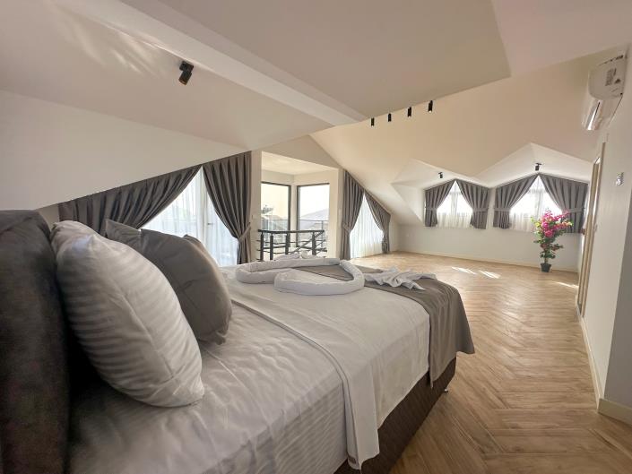 Image No.14-4 Bed Villa for sale