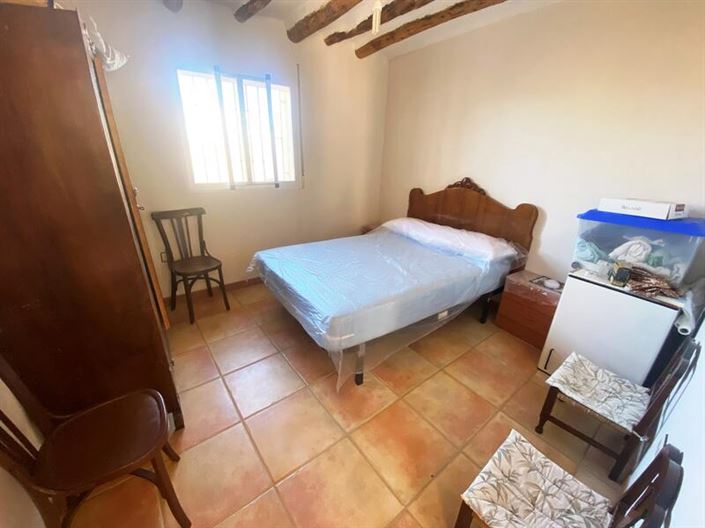 Image No.4-3 Bed Property for sale