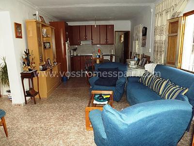 Image No.4-3 Bed Property for sale