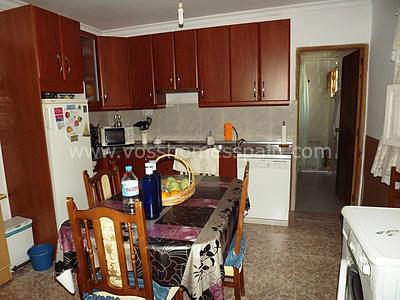 Image No.5-3 Bed Property for sale