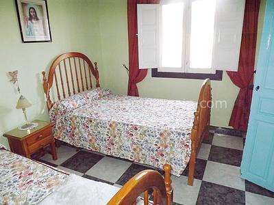 Image No.6-4 Bed Property for sale