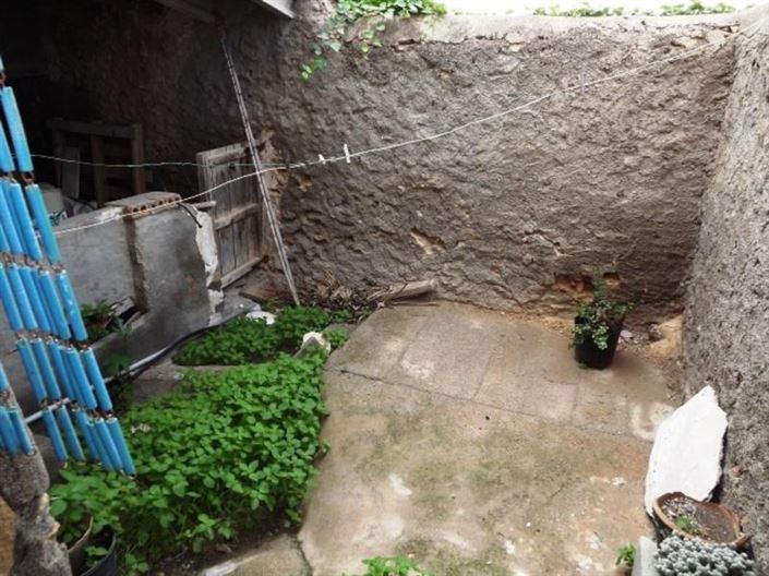 Image No.12-4 Bed Property for sale