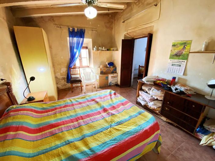 Image No.16-3 Bed Property for sale