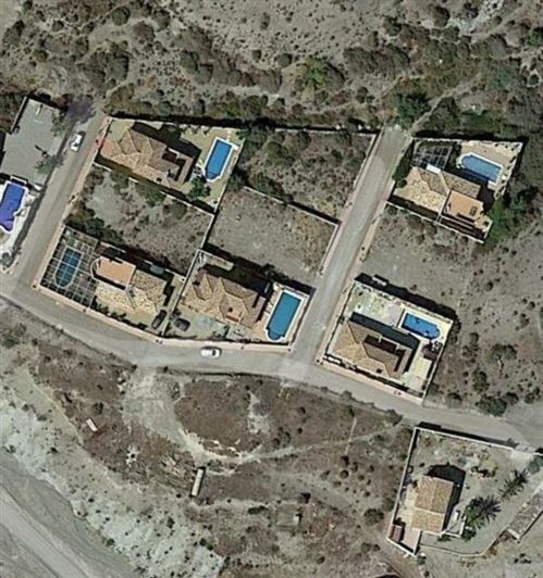 Image No.9-3 Bed Property for sale