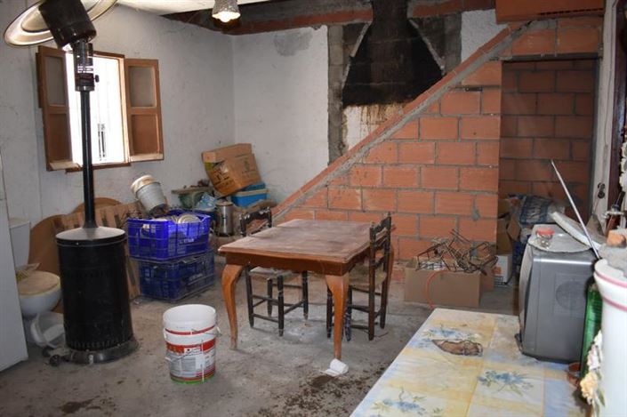 Image No.4-2 Bed Property for sale