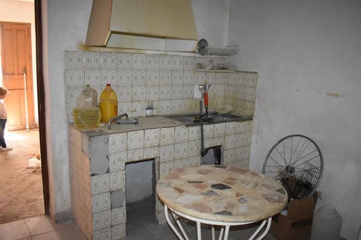 Image No.2-2 Bed Property for sale