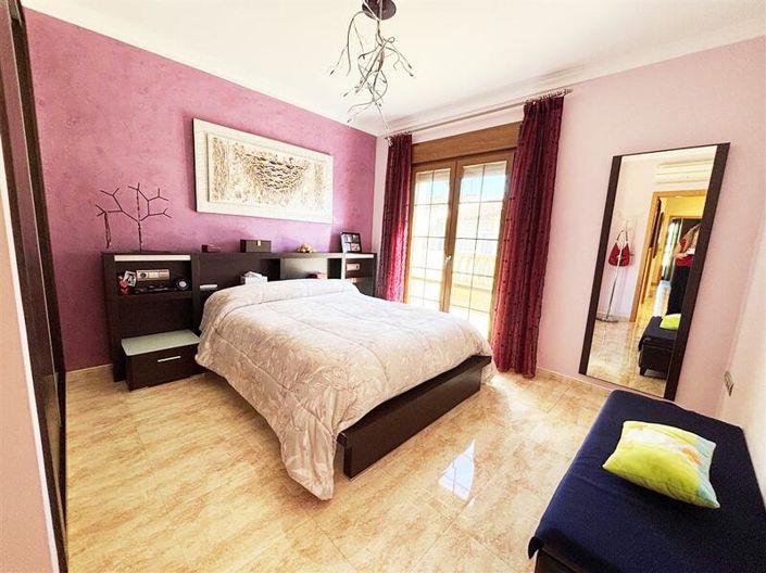 Image No.33-7 Bed Villa for sale