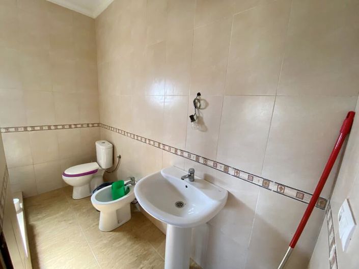 Image No.9-2 Bed Property for sale