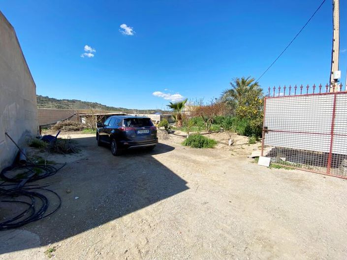 Image No.19-2 Bed Property for sale