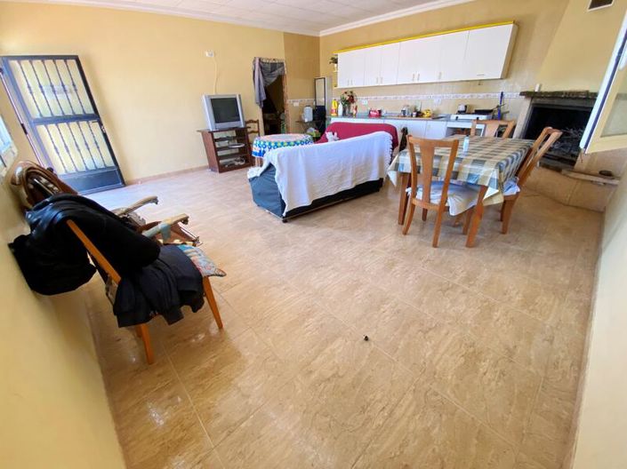 Image No.5-2 Bed Property for sale