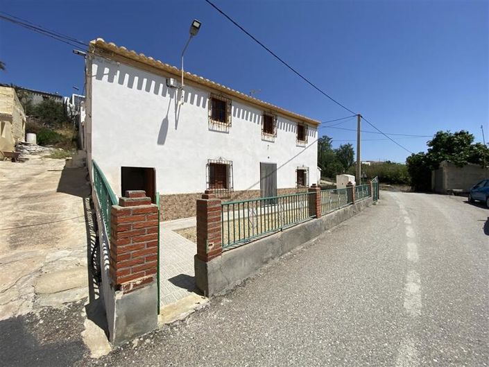 Image No.1-3 Bed Property for sale