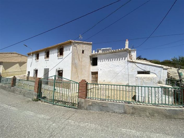 Image No.2-3 Bed Property for sale