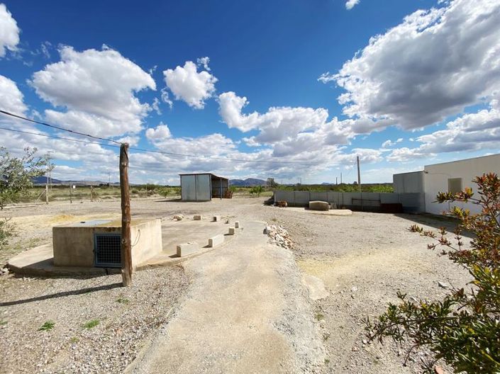 Image No.20-3 Bed Property for sale