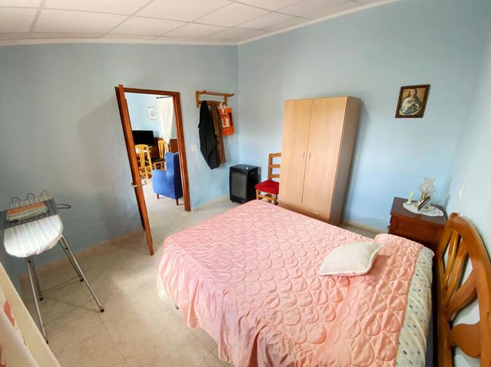 Image No.9-3 Bed Property for sale