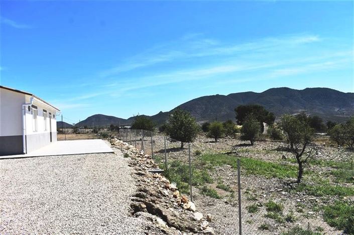 Image No.6-3 Bed Villa for sale