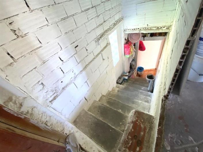 Image No.24-3 Bed Property for sale