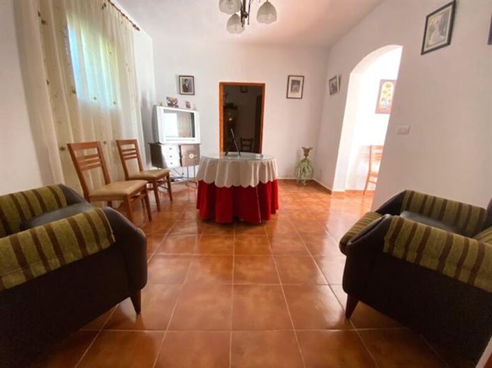 Image No.9-3 Bed Property for sale