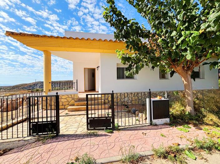 Image No.1-3 Bed Villa for sale