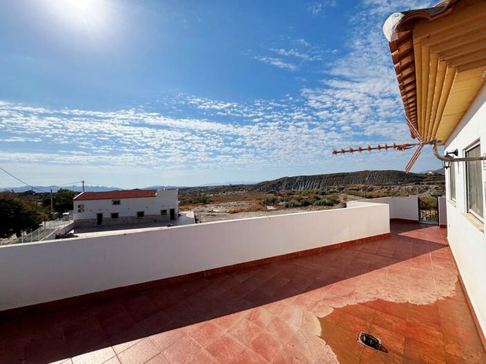 Image No.14-3 Bed Villa for sale