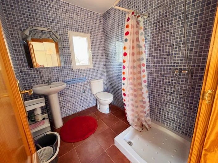 Image No.18-3 Bed Villa for sale