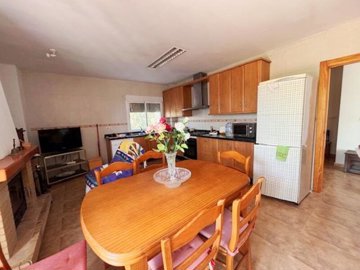 vh2000-villa-for-sale-in-huercal-overa-549102