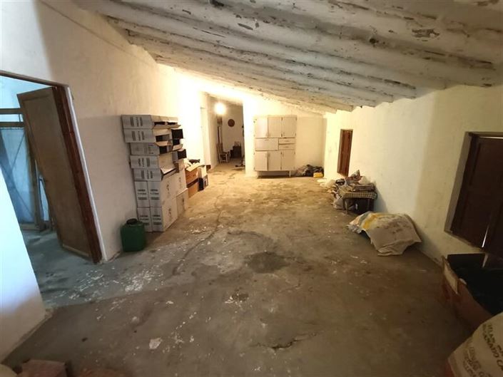 Image No.13-3 Bed Property for sale